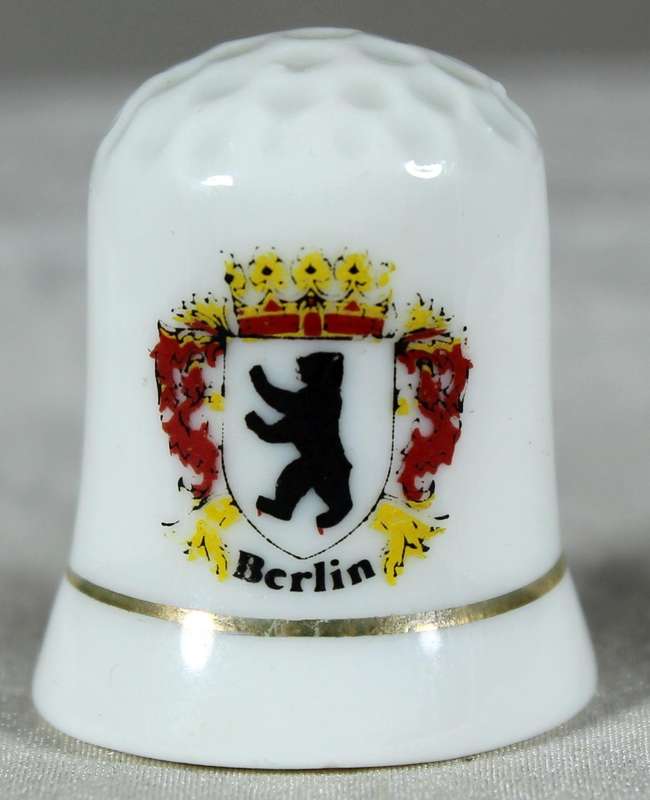 Bone China thimble - Berlin