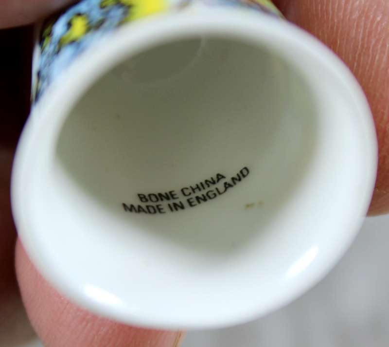 Bone China thimble - Scotland