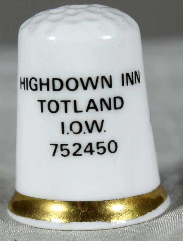 Bone China thimble - Highdown Inn - Finsbury