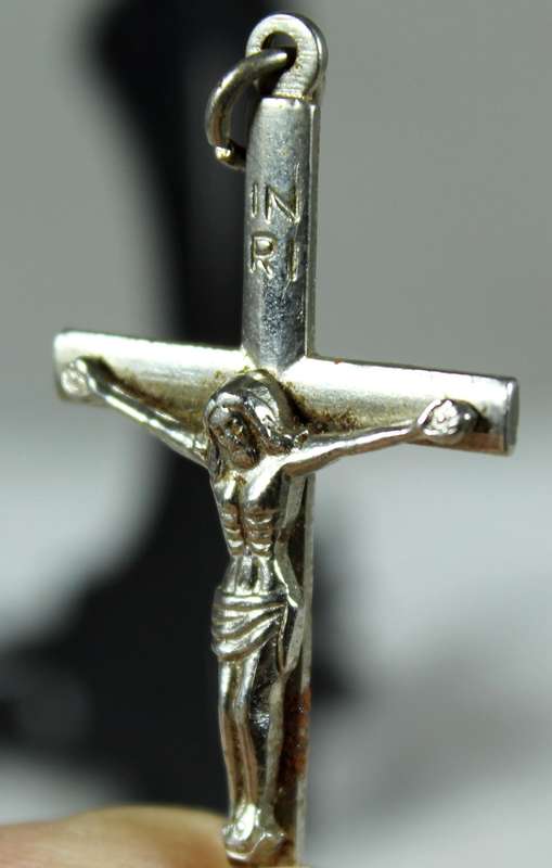 Jesus on the cross pendant