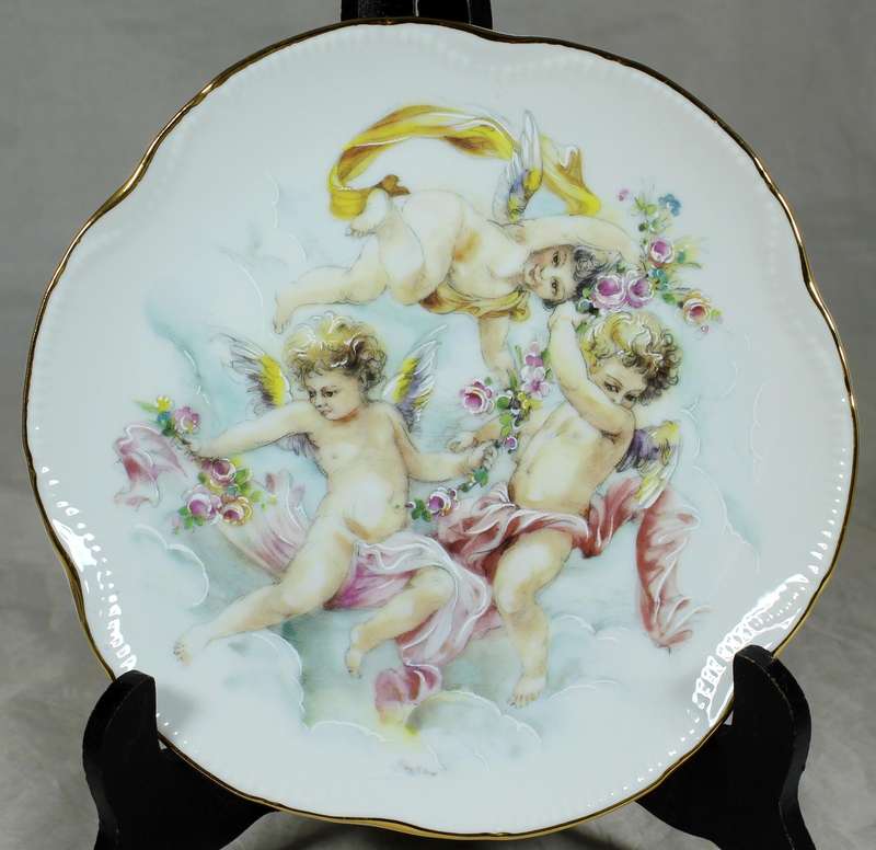 Jones & Middleton, Burslem - three cherubs with roses