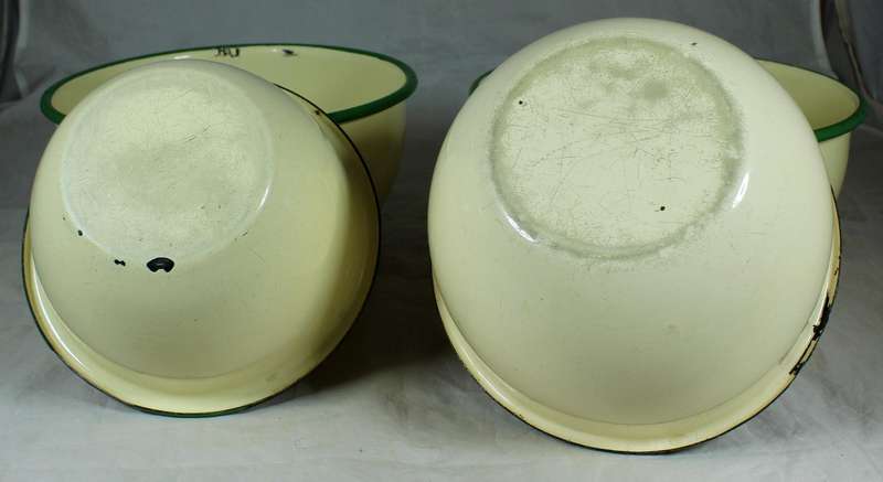 Set of four graduated enamel bowls