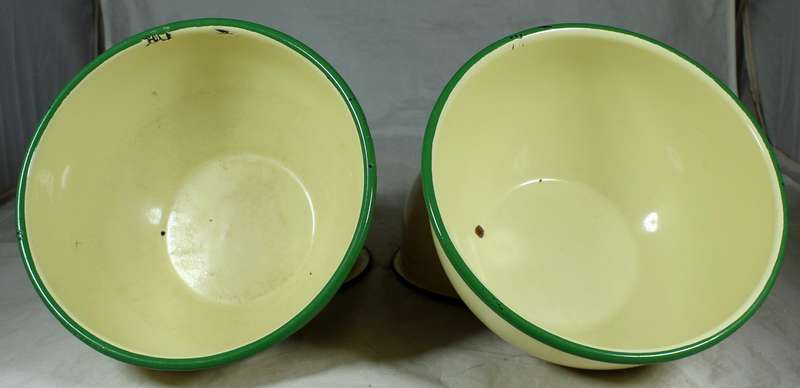 Set of four graduated enamel bowls