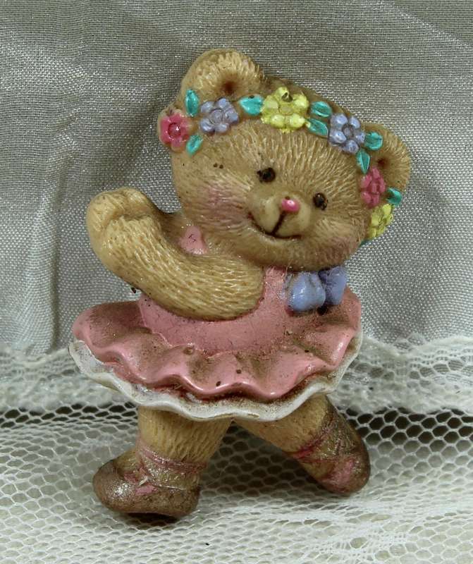 Baby bear pin