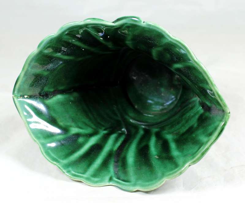 Drostday green vase