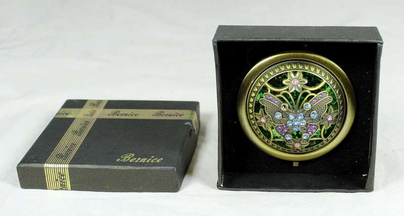 Bernice embezzled dome pocket mirror in box - green
