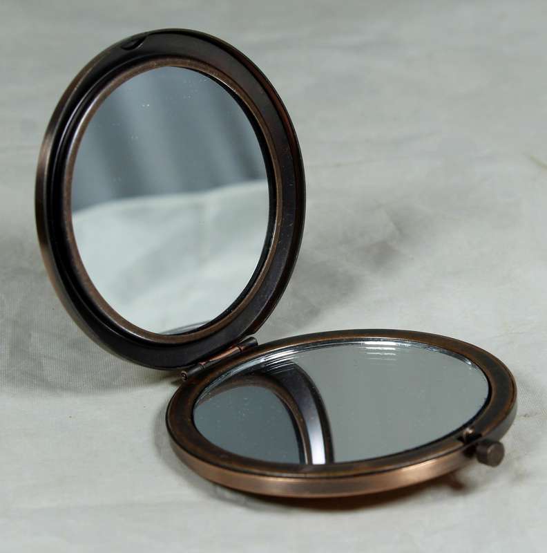 Bernice embezzled dome pocket mirror in box - gold