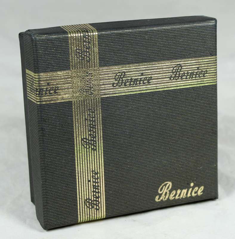 Bernice embezzled dome pocket mirror in box - gold