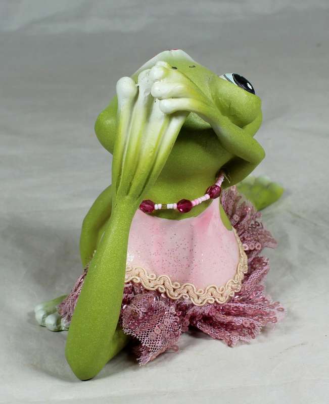 Dancing frog in a tutu