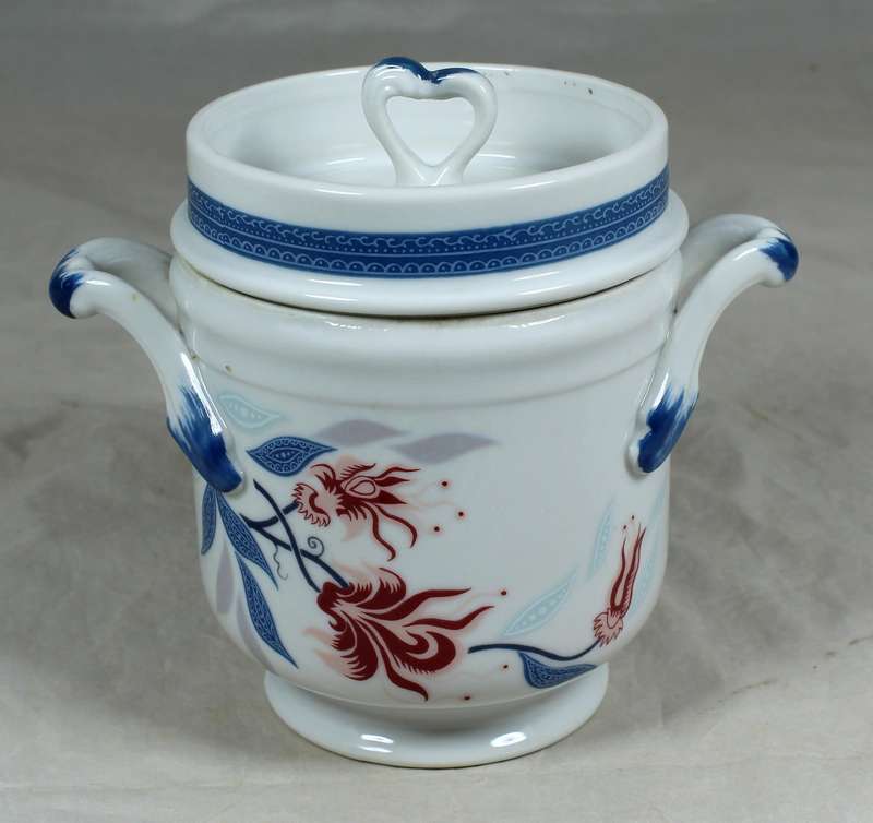 Elizabeth Arden - Royal Pavilion - powder holder