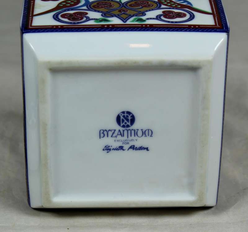 Elizabeth Arden - Byzantium - lidded square container