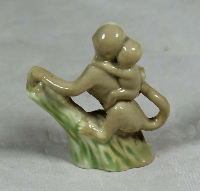 Wade monkey mother and child