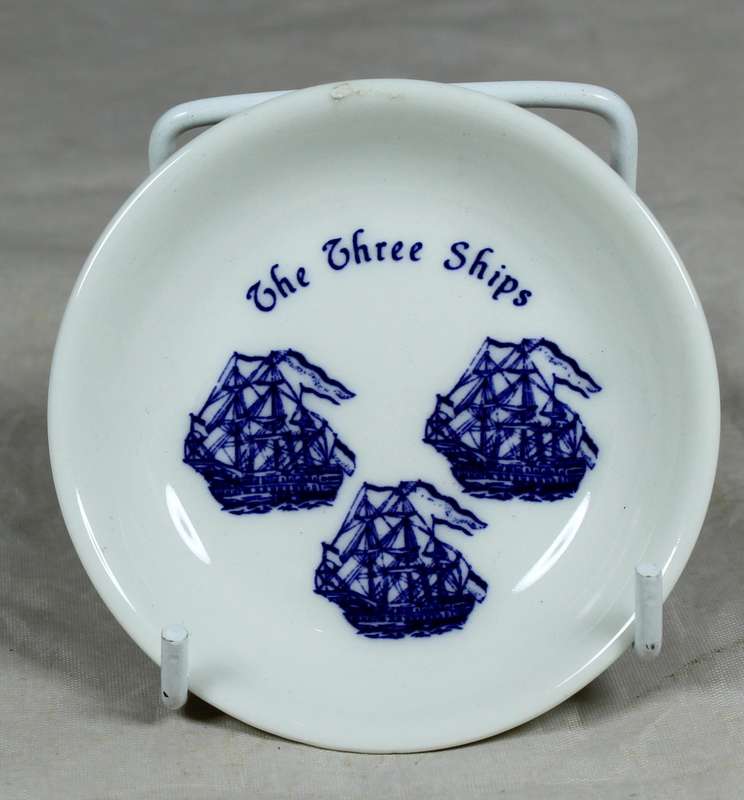 The three ships trinket bowl - blue