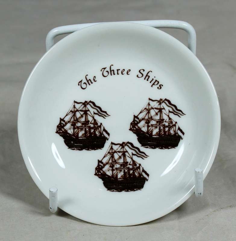 The three ships trinket bowl - brown