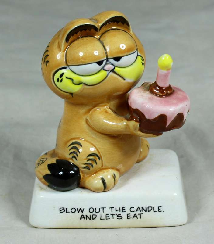 Garfield - blow out the candle & lets eat