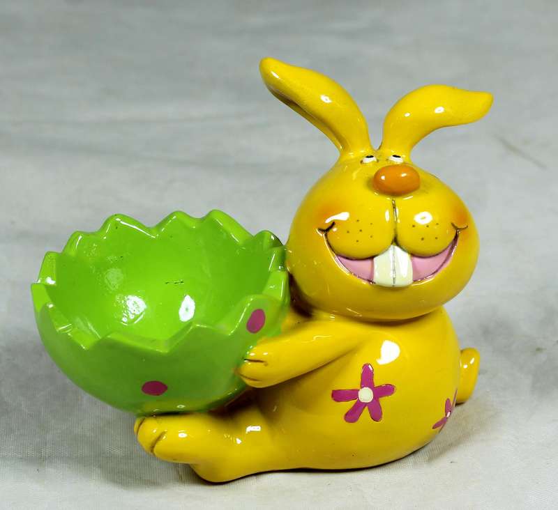 Funky bunny egg holder