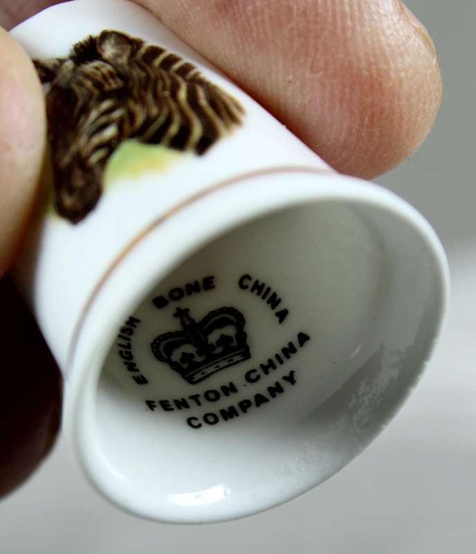 Bone China thimble - Fenton - zebra