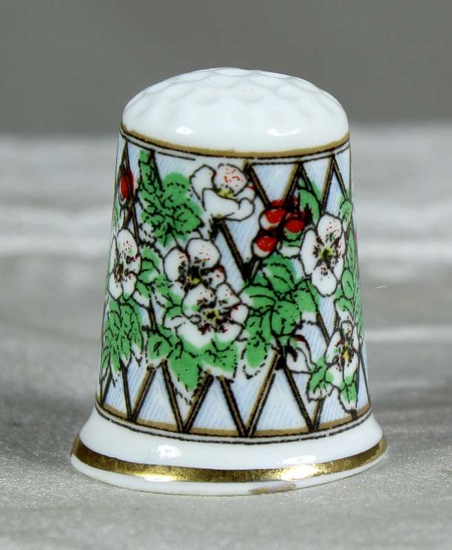 Bone China thimble - Birchcroft - flowers and cherries