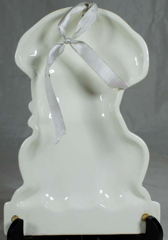 Porcelain doggy - Wall hanging