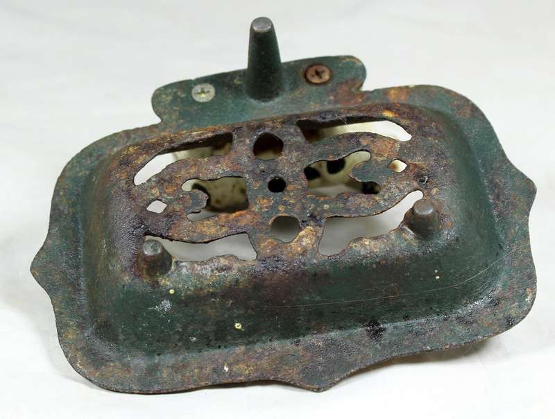 Cast metal cow soap dish