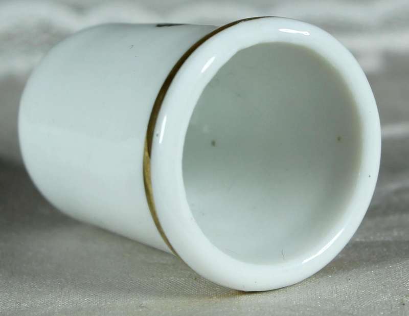 Bone China thimble - D-Day 1944 - 2004