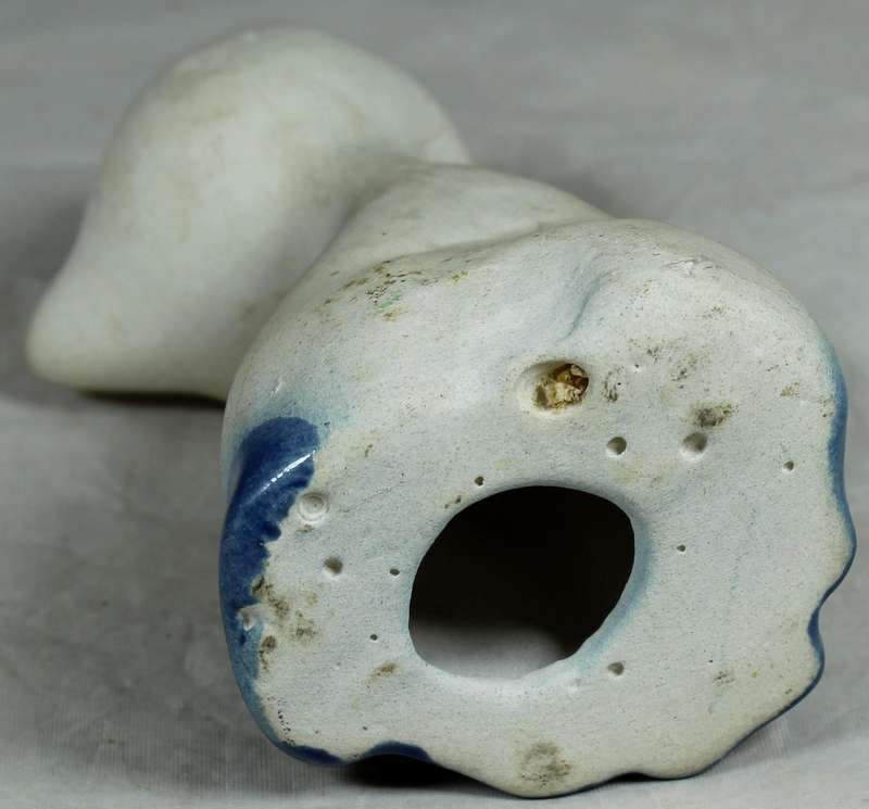 Ceramic seated cat in blue