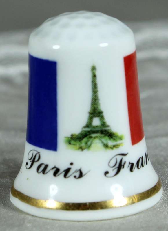 Bone China thimble - Paris France