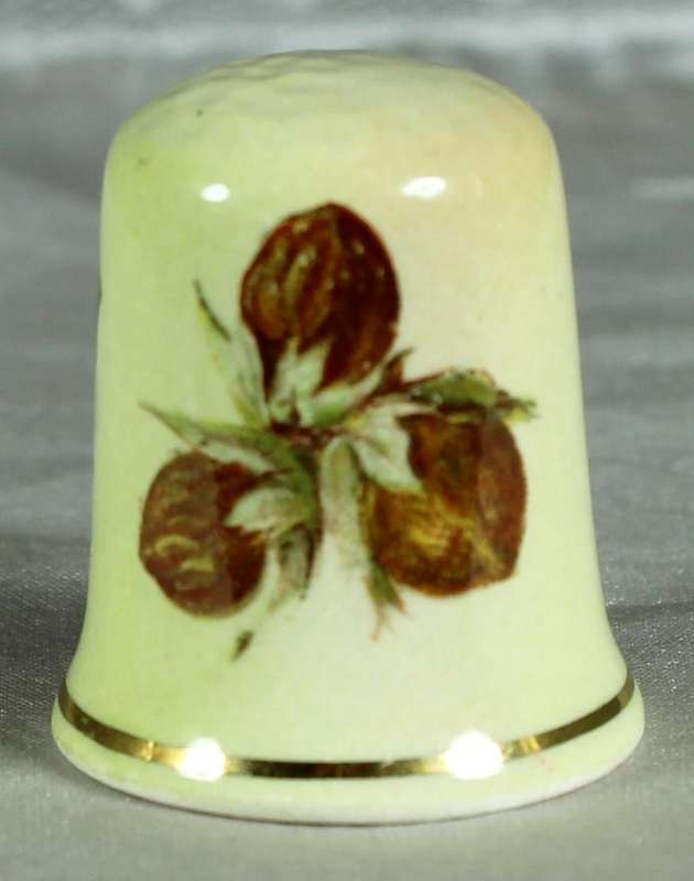 Bone China thimble - nuts