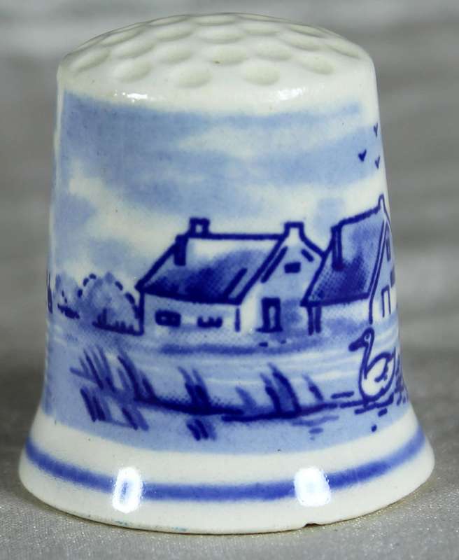 Bone China thimble - Dutch windmill and farm