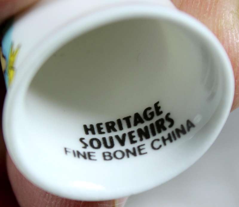 Bone China thimble - Guernsey - Heritage souvenirs