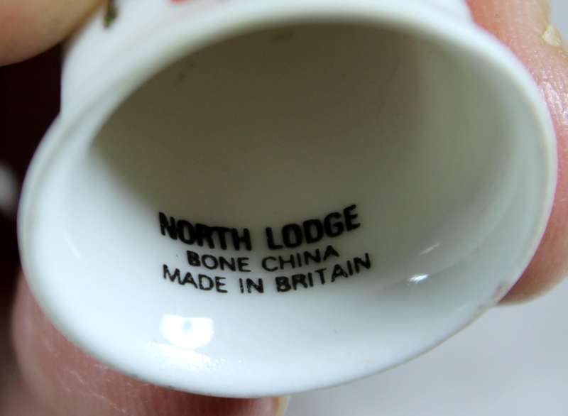 Bone China thimble - Pisky - North lodge