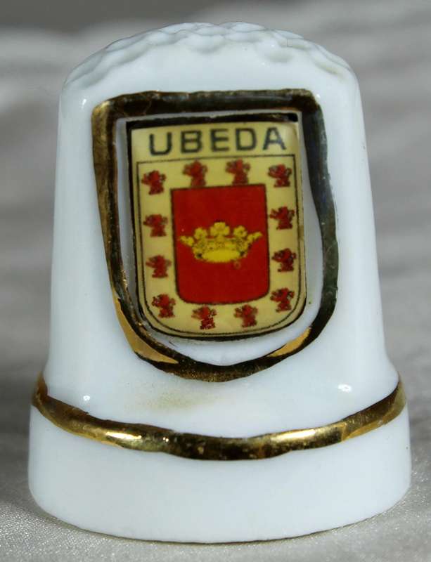 Bone China thimble - Ubeda