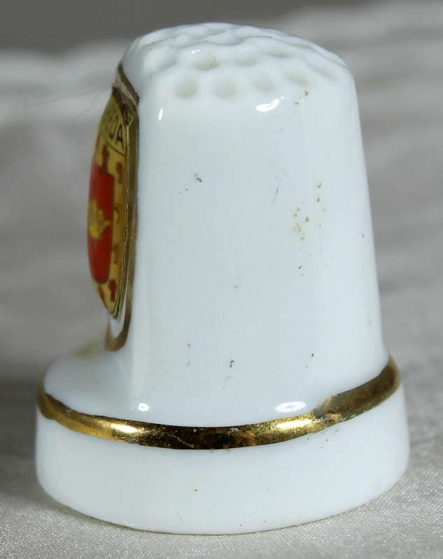 Bone China thimble - Ubeda