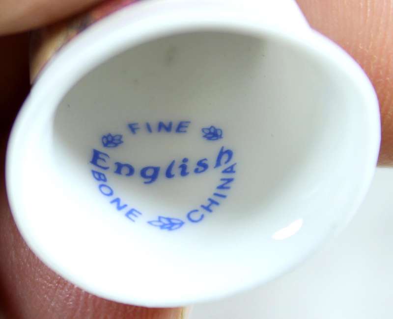 Bone China thimble - beach at Newquay