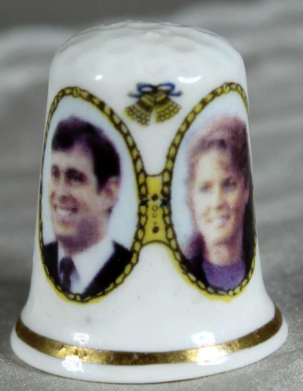 Bone China thimble - Andrew & Fergie wedding (23 July 1986)