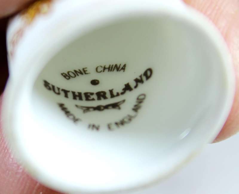 Bone China thimble - Charles & Diana - Sutherland