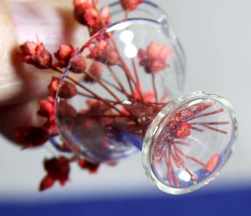 Glass miniature - Basket with flowers