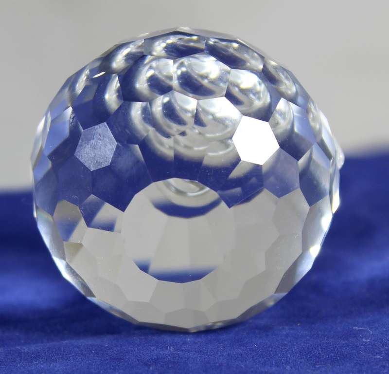 Small crystal apple