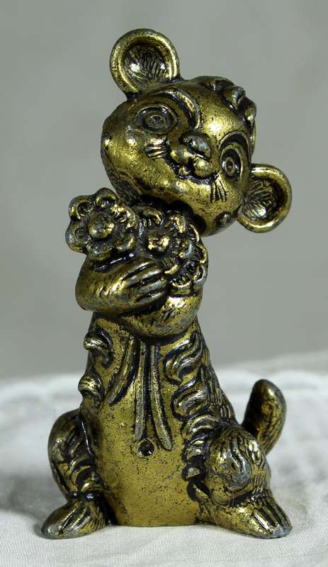 MOD BEP ( Italy) brass plated mouse with flowers