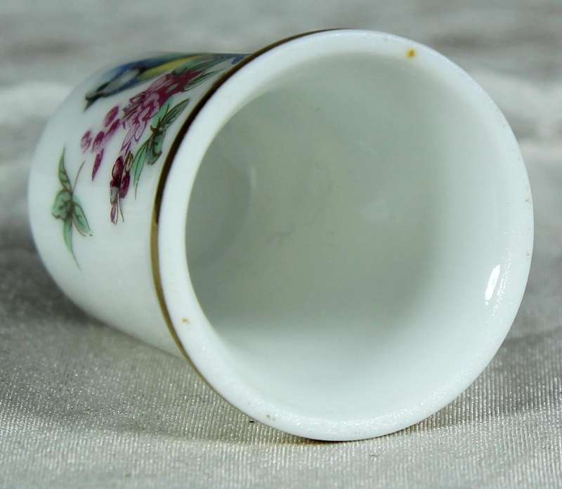 Bone China thimble - blue birds