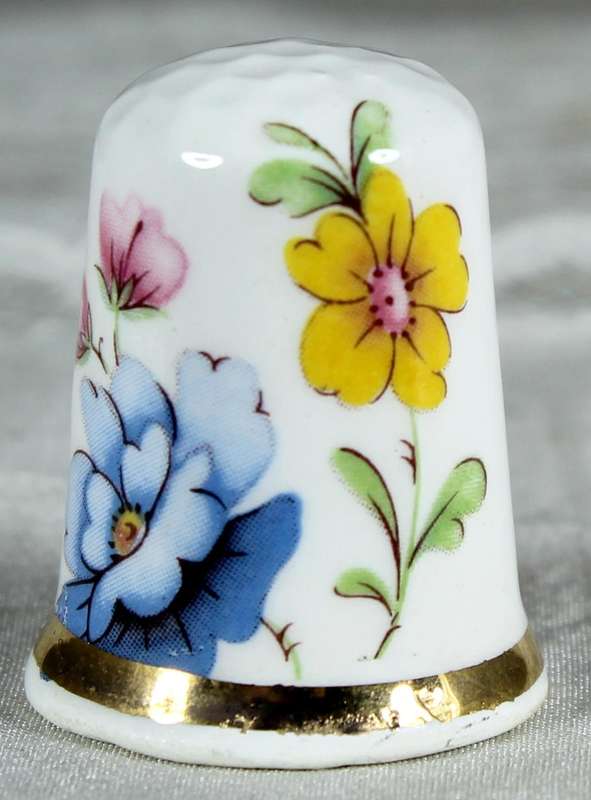 Bone China thimble - yellow & blue flowers
