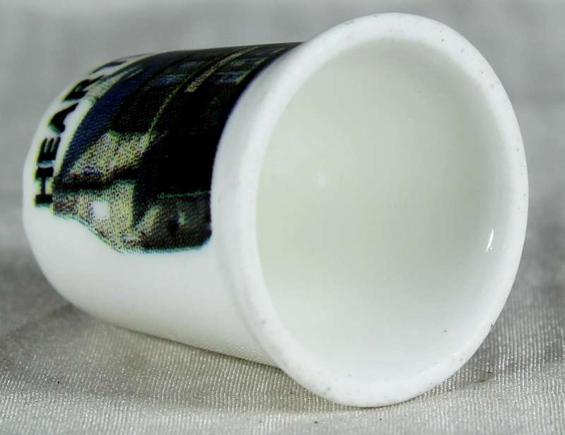 Bone China thimble - Heartbeat