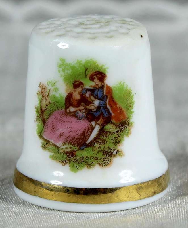 Bone China thimble - Victorian couple sitting on a log