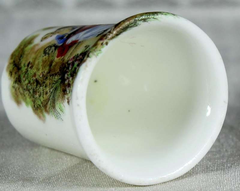 Bone China thimble - Victorian courting couple