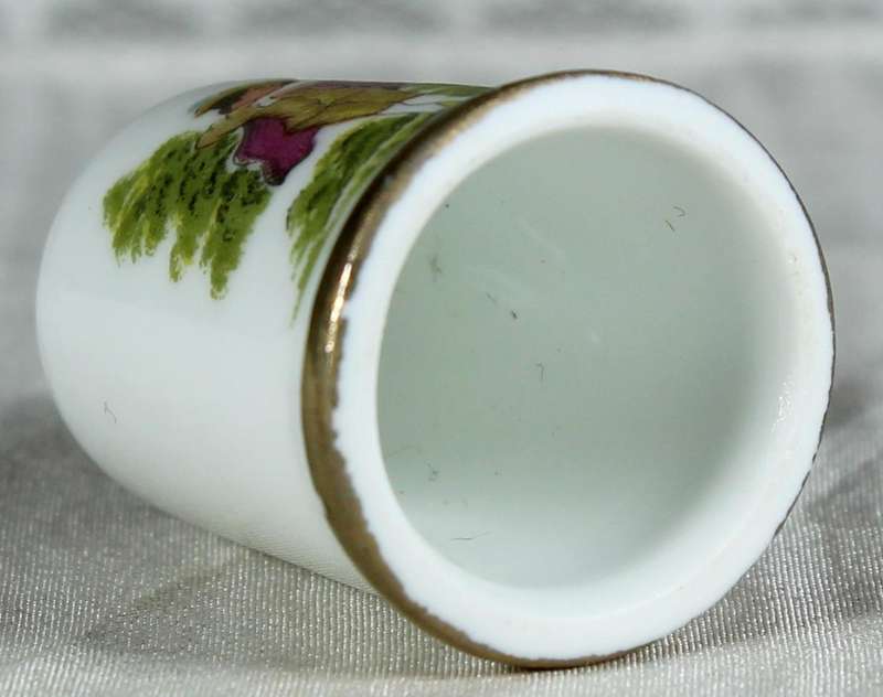 Bone China thimble - Victorian couple dancing