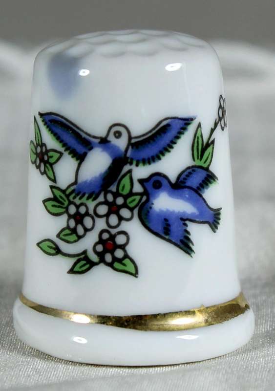 Bone China thimble - blue birds with berries