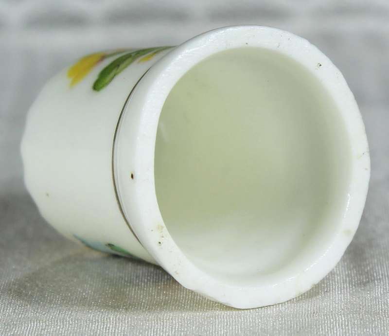 Bone China thimble - Arnhem