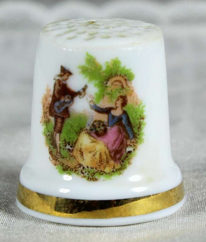 Bone China thimble - Victorian man serenading a lady