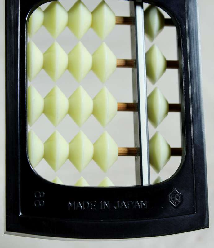 Japanese abacus with resin beads