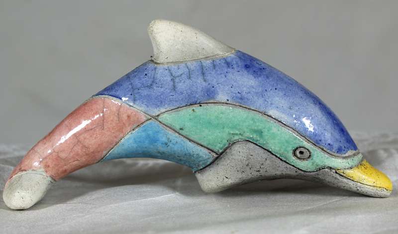 Raku dolphin